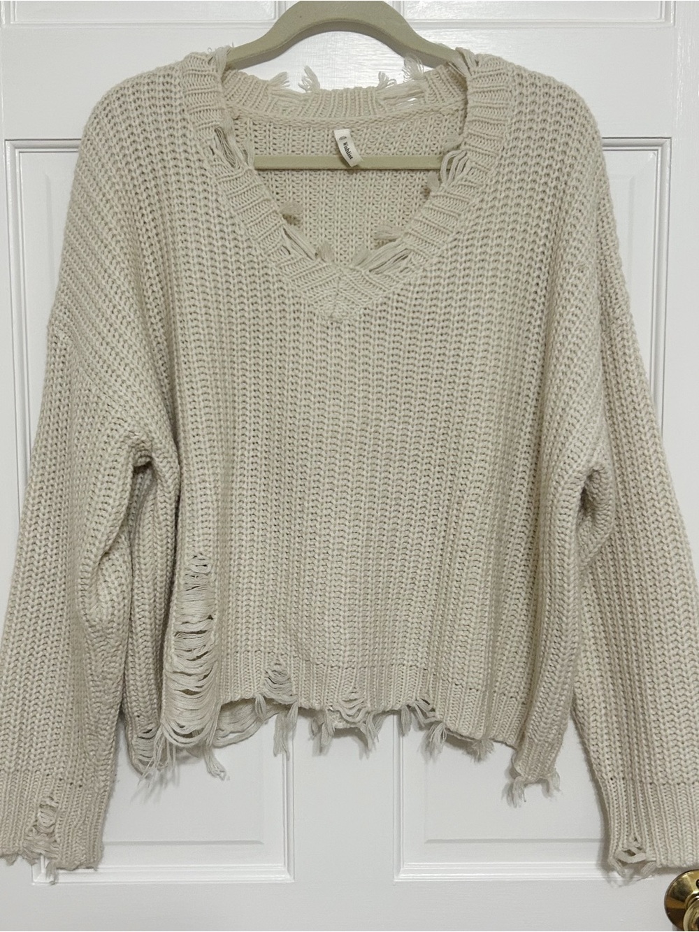 Wishlist Distressed V-Neck Sweater - Cream